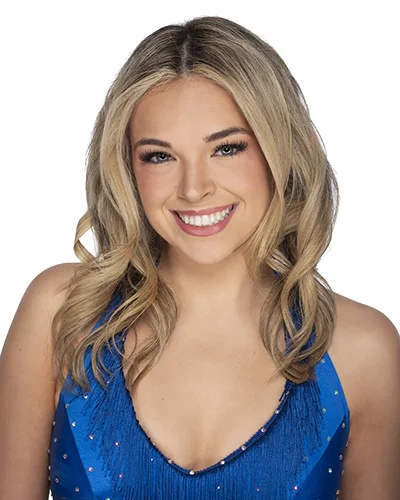 New Engalnd Patriots Cheerleader Meredith
